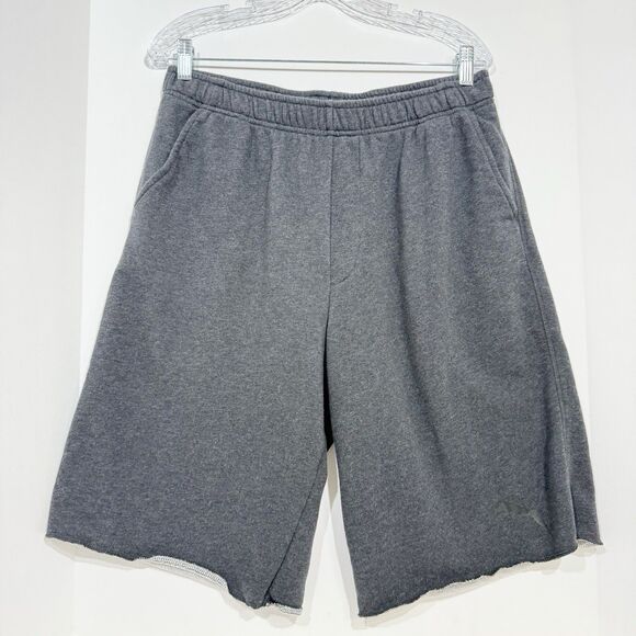 PUMA Men's Sweat Bermuda Shorts Large Gray Regular Fit Cotton Blend 11.5” Inseam - Picture 1 of 9